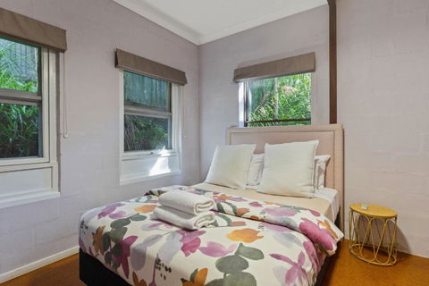 Garden Burees - Tourism Caloundra 1