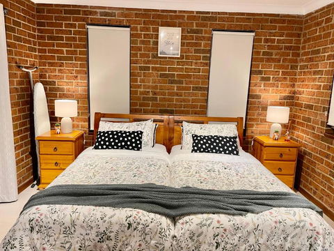 Garden Hideaway - Tourism Caloundra 1