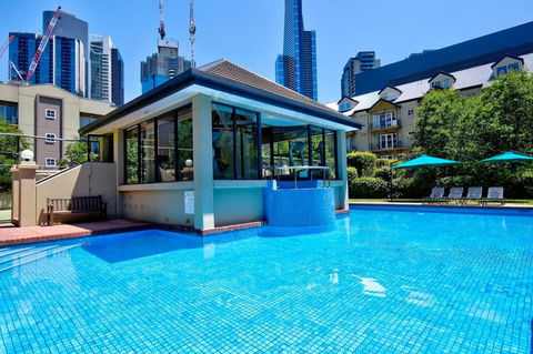 Garden Oasis 3 Bedroom Apt - Tourism Caloundra 0