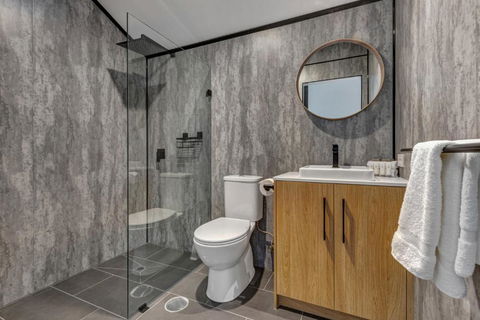 Gawler Arms Hotel - Tourism Caloundra 2