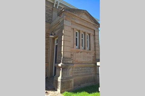 Gawler Heritage Accommodation - Tourism Caloundra 4