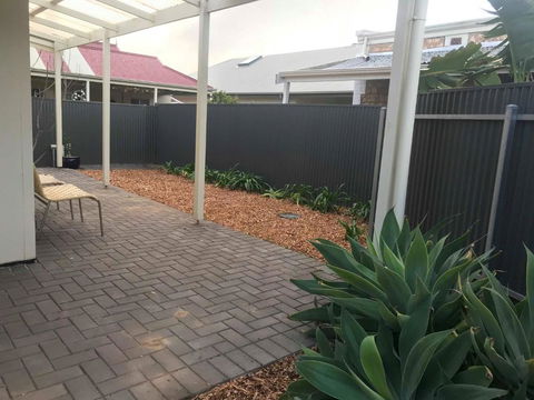 Gawler Townhouse U1 1 Bedroom - Tourism Caloundra 4