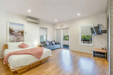 Gawler Townhouses 1b - Tourism Caloundra 2