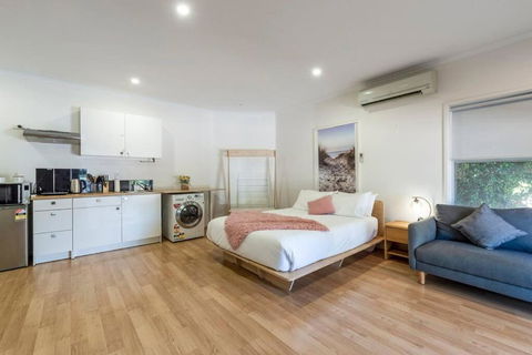 Gawler Townhouses 1b - Tourism Caloundra 3