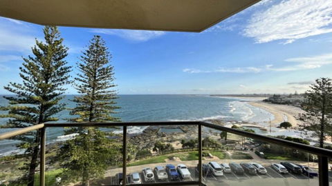 Gazeaway Unit 14 - Tourism Caloundra 1