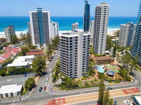 Genesis - Private Apartments - Tourism Caloundra 0