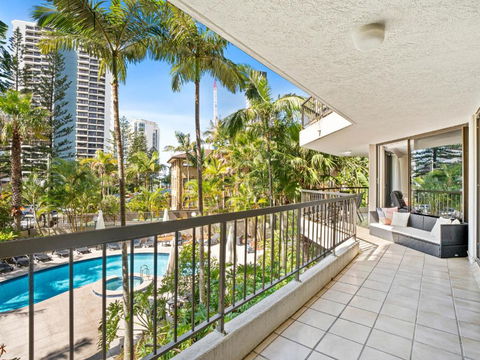 Genesis - Private Apartments - Tourism Caloundra 2