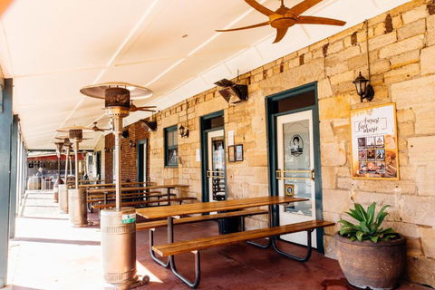 George IV Inn - Tourism Caloundra 0