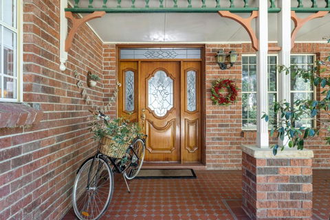 George On George - Perfect Country Getaway In The Heart Of Berry - Tourism Caloundra 2