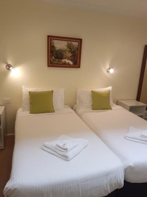 Getaway Inn Boutique Guest House - Tourism Caloundra 0