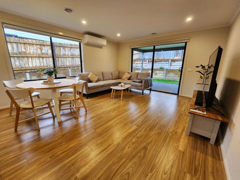 Getaway On Amaroo Way - Tourism Caloundra 2