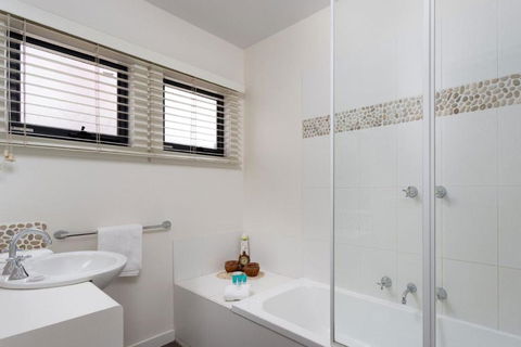 Getaway On Chapel Cowes Phillip Island - Tourism Caloundra 3