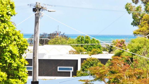 Getaway On Garden - Tourism Caloundra 1