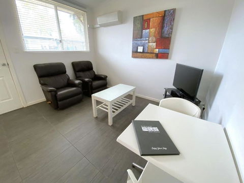 Getaway Villas Unit 383 - Tourism Caloundra 2