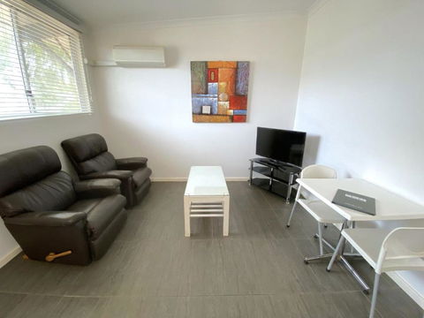 Getaway Villas Unit 383 - Tourism Caloundra 3