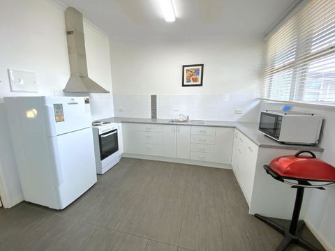 Getaway Villas Unit 383 - Tourism Caloundra 4