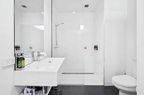 Gibson Mill Waterfront Loft Apartment - 303 - Tourism Caloundra 3