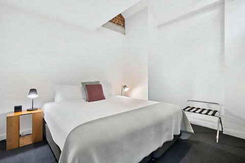 Gibson Mill Waterfront Loft Apartment - 304 - Tourism Caloundra 2