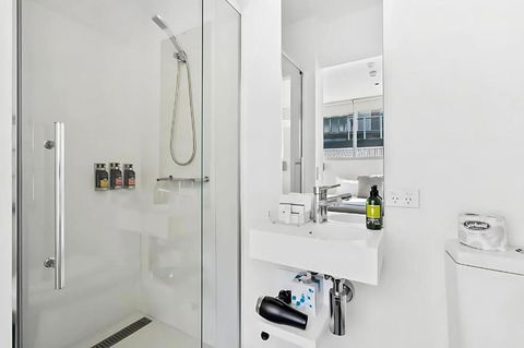 Gibson Mill Waterfront Warehouse Apartment - 203 - Tourism Caloundra 2
