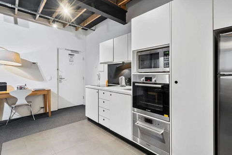 Gibson Mill Waterfront Warehouse Apartment - 102 - Tourism Caloundra 2
