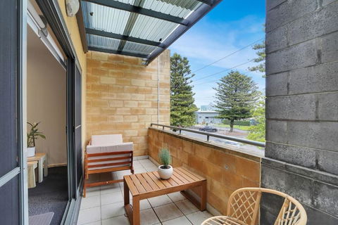 Gilles Apartment - Tourism Caloundra 3