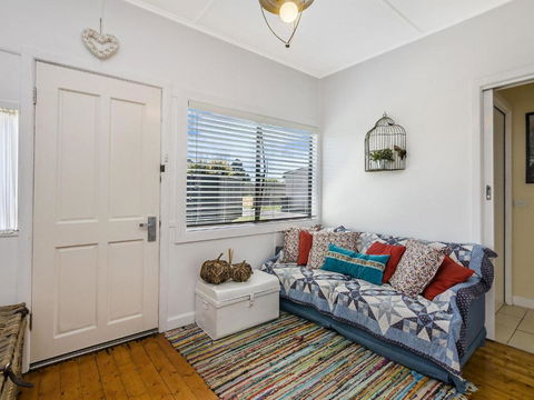 Gipps Getaway - Tourism Caloundra 3