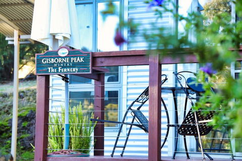 Gisborne Peak Winery Short Term Stays - Tourism Caloundra 1