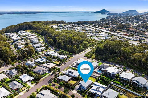 Giuseppina 3 Ebb Tide Way Corlette - Tourism Caloundra 0