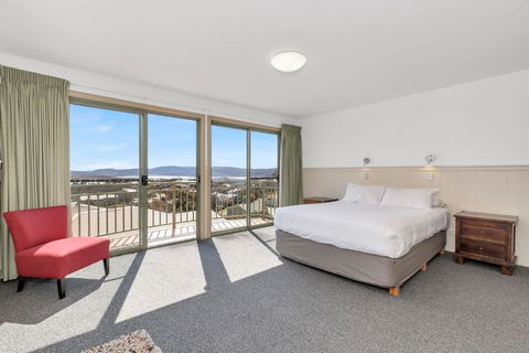 Glacialis 6 - Tourism Caloundra 4
