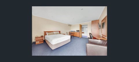 Gladstone Capricorn Apartments - Tourism Caloundra 3
