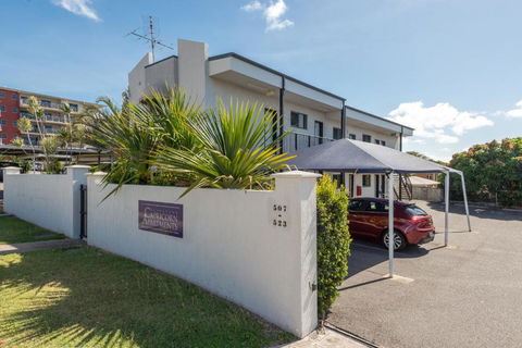 Gladstone Capricorn Apartments - Tourism Caloundra 0