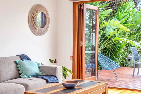 Gladstone Gardens - Family Comfort In North Brighton - Tourism Caloundra 2