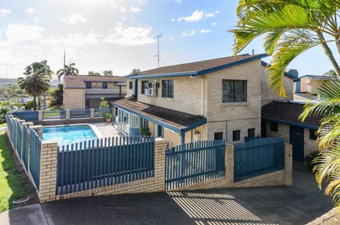 Gladstone Palms Motor Inn - Tourism Caloundra 2