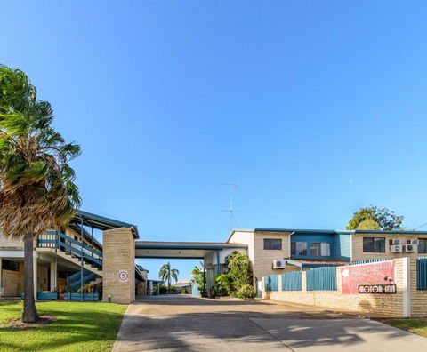 Gladstone Palms Motor Inn - Tourism Caloundra 0