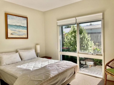 Glan Mor - Tourism Caloundra 1