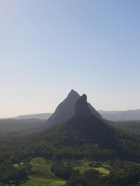 Glass House Mountains Ecolodge - Tourism Caloundra 4