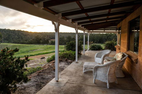 Glen Mervyn Lodge - Tourism Caloundra 3