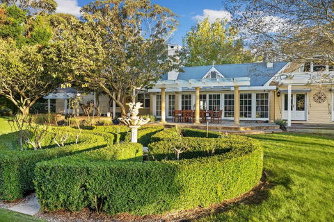 Glen Regan Berrima - Tourism Caloundra 2