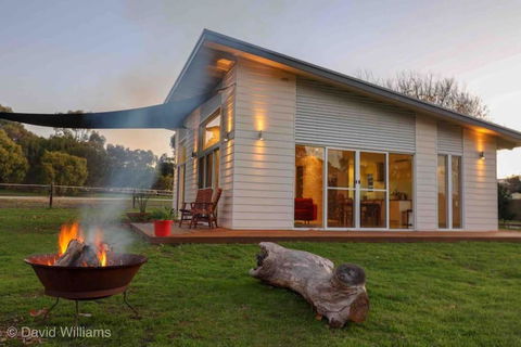 Glenberrie Place ECO Retreat - Tourism Caloundra 0