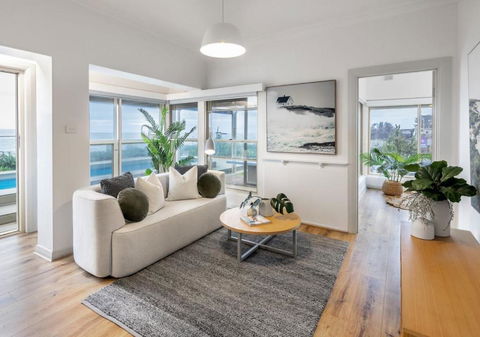 Glenelg Beach House With Private Beachfront Pool - Tourism Caloundra 2