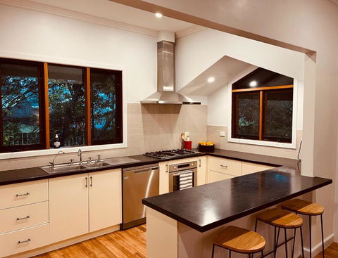 Glenisla Farm House - Tourism Caloundra 2