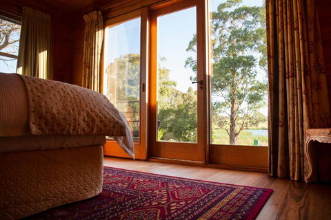 Glenlowren - Tourism Caloundra 1