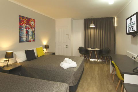 Glenmore Palms Motel - Tourism Caloundra 3