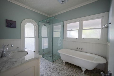 Glenrock Gardens - The Residence - Tourism Caloundra 2