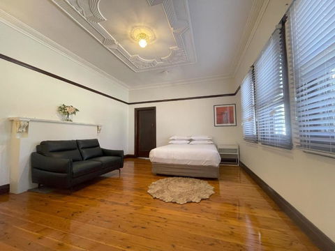 Globe Apartments - Tourism Caloundra 2
