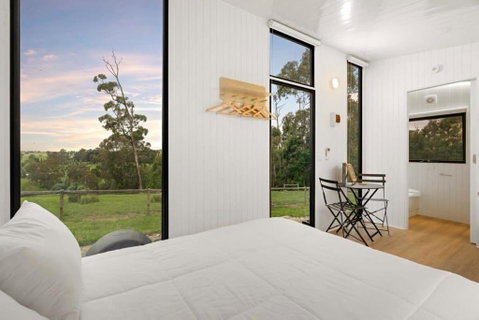 Glorious Escape By Tiny Away - Tourism Caloundra 4