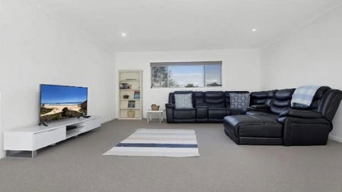 Glossies Coastal Retreat - Tourism Caloundra 4