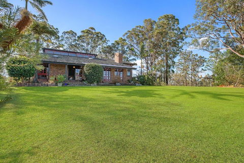 Godfrey Hill Rd 115 - Tourism Caloundra 0