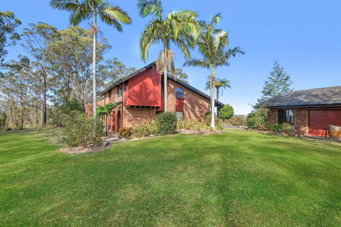 Godfrey Hill Rd 115 - Tourism Caloundra 2