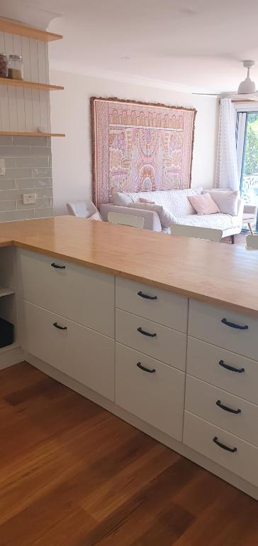 Gold Coast Family Retreat, Beach 1 And Half Kms, Shops, Full Home - Tourism Caloundra 2